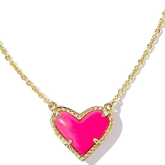 NEW Kendra Scott Ari Heart Adjustable Length Pendant Necklace in Pink - Picture 2 of 14